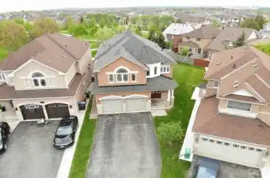 7272 MILANO Court Mississauga Ontario L5W 0A2