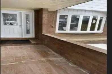 3038 Coral Drive Mississauga Ontario L4T 1Z3