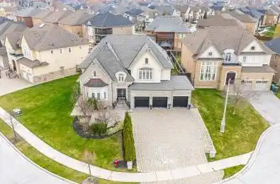 16 Adastra Place Brampton Ontario L6P 3B4