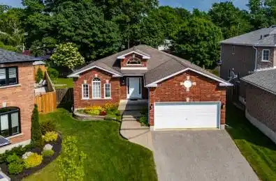 997 Whitney Crescent Midland Ontario L4R 5N3
