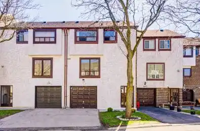 4020 Brandon Gate Drive Unit# 8 Mississauga Ontario L4T 3W8