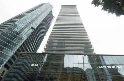 33 Charles Street Unit# 2606 Toronto C08 Ontario M4Y 1R9