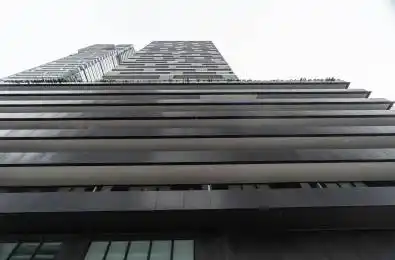15 Roehampton Avenue Unit# 3306 Toronto C10 Ontario M4P 0C2