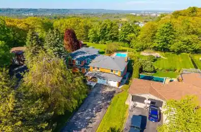 887 MONTGOMERY Drive Hamilton Ontario L9G 3H6