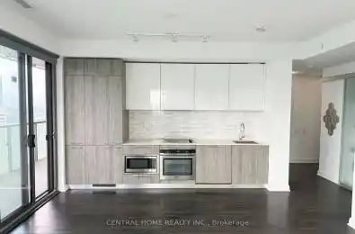 50 Charles Street Unit# 4405 Toronto C08 Ontario M4Y 0C3