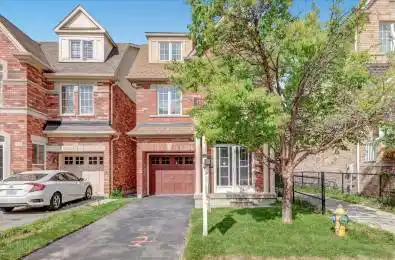 62 Wyper Square Toronto E07 Ontario M1S 0B3