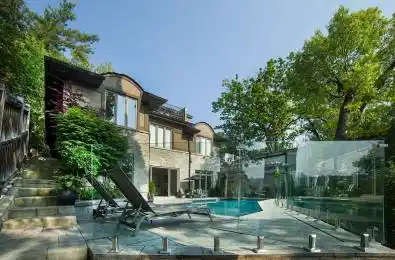 43 Riverside Crescent Toronto W01 Ontario M6S 1B5