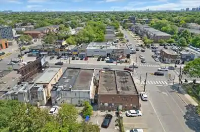 3016 Bathurst Street Toronto C04 Ontario M6B 3B6
