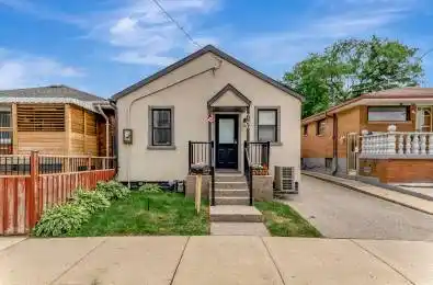746 Roxborough Avenue Hamilton Ontario L8H 1S7