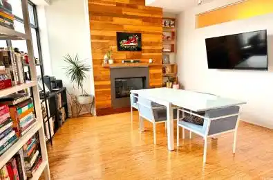 3633 Dundas Street Toronto W02 Ontario M6S 2T2