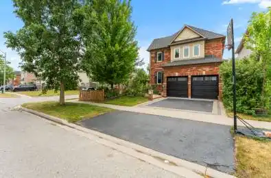1 Woolner Lane Clarington Ontario L1C 5L8