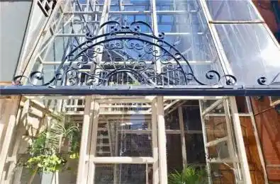 270 Adelaide Street Unit# 304 Toronto C01 Ontario M5H 1Y2