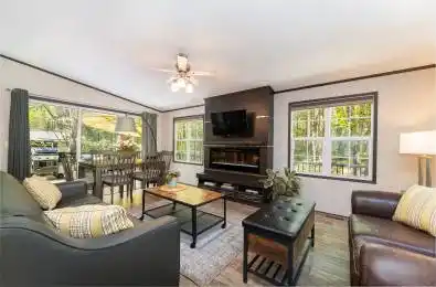 1047 Bonnie Lake Camp Road Unit# 808 Bracebridge Ontario P1L 1W9