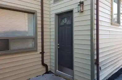 239 Lakeland Crescent Unit# (Upper) Richmond Hill Ontario L4E 3A6
