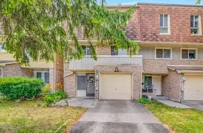 5 Poplar Crescent Unit# 103 Aurora Ontario L4G 3M4