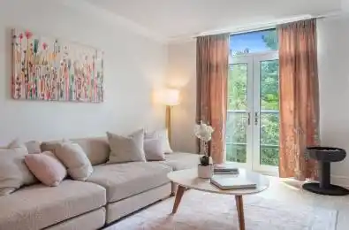 10 Delisle Avenue Unit# 212 Toronto C02 Ontario M4V 3C6