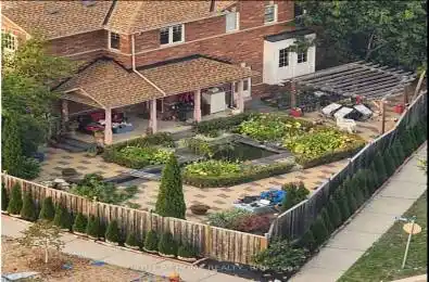31 Ferrand Drive Toronto C11 Ontario M3C 3Z2