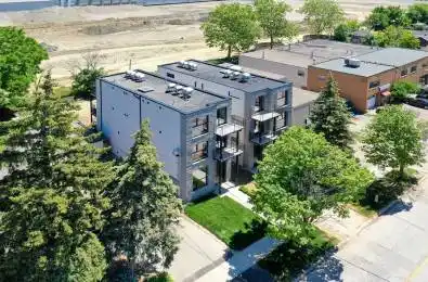 155 Thirtieth Street Unit# 5 Toronto W06 Ontario M8W 3C3