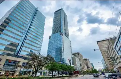 488 University Avenue Unit# 5112 Toronto C01 Ontario M1G 0C1