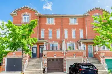 27 Tommy Douglas Gardens Toronto W04 Ontario M6B 4N3