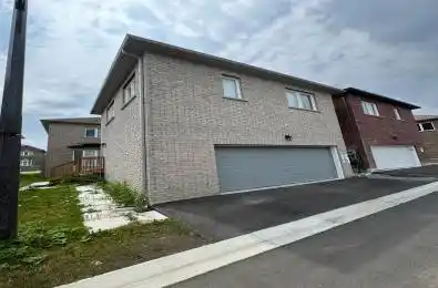 8 Waterleaf Road Unit# Coach Markham Ontario L6B 1N9