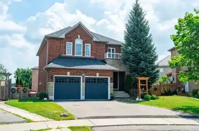 16 Sandyside Crescent Brampton Ontario L7A 3P8