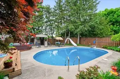 32 Devon Court Tillsonburg Ontario N4G 4K6