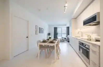 308 Jarvis Street Unit# 212 Toronto C08 Ontario M5A 2P2