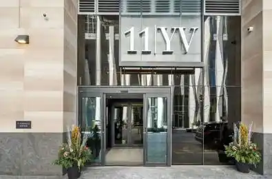 11 Yorkville Avenue Unit# 3207 Toronto C02 Ontario M4W 0B7