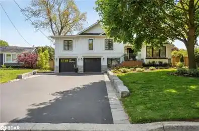 298 Kent Crescent Burlington Ontario L7L 4T1