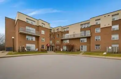 1055B Forestwood Drive Unit# 125 Mississauga Ontario L5C 2T8