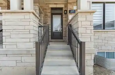 17 Moosehead Drive Brampton Ontario L7A 0B8