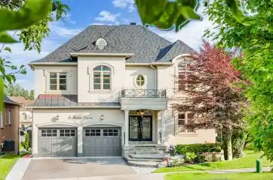 8 Sachet Drive Richmond Hill Ontario L4E 4S1