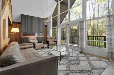 279 Woodland Drive Huntsville Ontario P1H 1A6