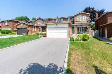 1634 Beaton Way Pickering Ontario L1X 1X8