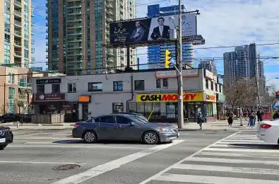 5587 Yonge Street Toronto C14 Ontario M2N 4P9