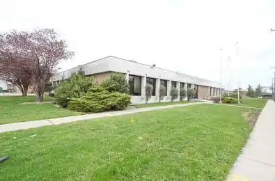 51 Worcester Road Toronto W10 Ontario M9W 4X2