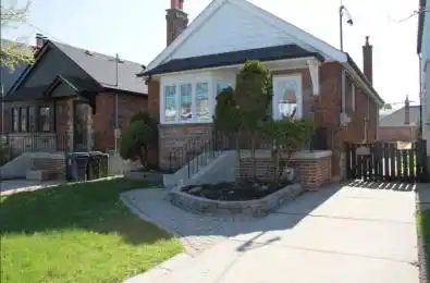 226 Donlands Avenue Toronto E03 Ontario M4J 3R2