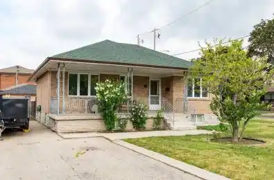 22 Pleasant Home Boulevard Toronto W05 Ontario M3M 2B5