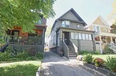 20 Herbert Avenue Unit# Upper Toronto E02 Ontario M4L 3P9