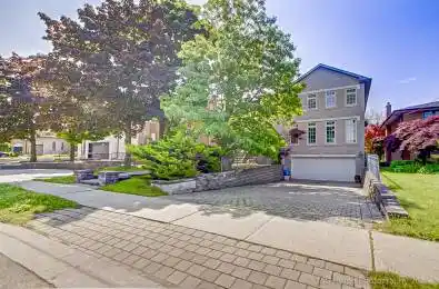 103 Oak Avenue Richmond Hill Ontario L4C 6R6
