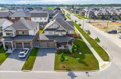 11 Harpin Way Centre Wellington Ontario N1M 0H2