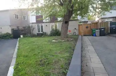 12 Holmstead Court Brampton Ontario L6S 1R9