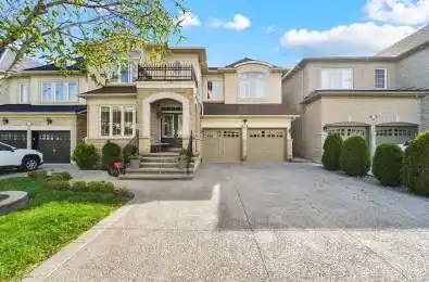 8 Eaglelanding Drive Brampton Ontario L6P 2T7