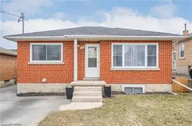 426 Highland Road Unit# A Kitchener Ontario N2M 3C7