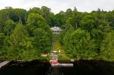 310 North Drive Huntsville Ontario P1H 2J2