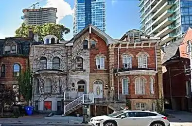 342 Jarvis Street Unit# 1 Toronto C08 Ontario M4Y 2G6