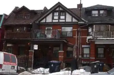 21 Homewood Avenue Toronto C08 Ontario M4Y 2J7