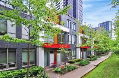 88 Sheppard Avenue Unit# TH 5 Toronto C14 Ontario M2N 6Y2