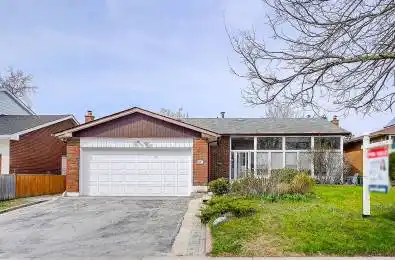 50 Glendower Circuit Toronto E05 Ontario M1T 2Z4